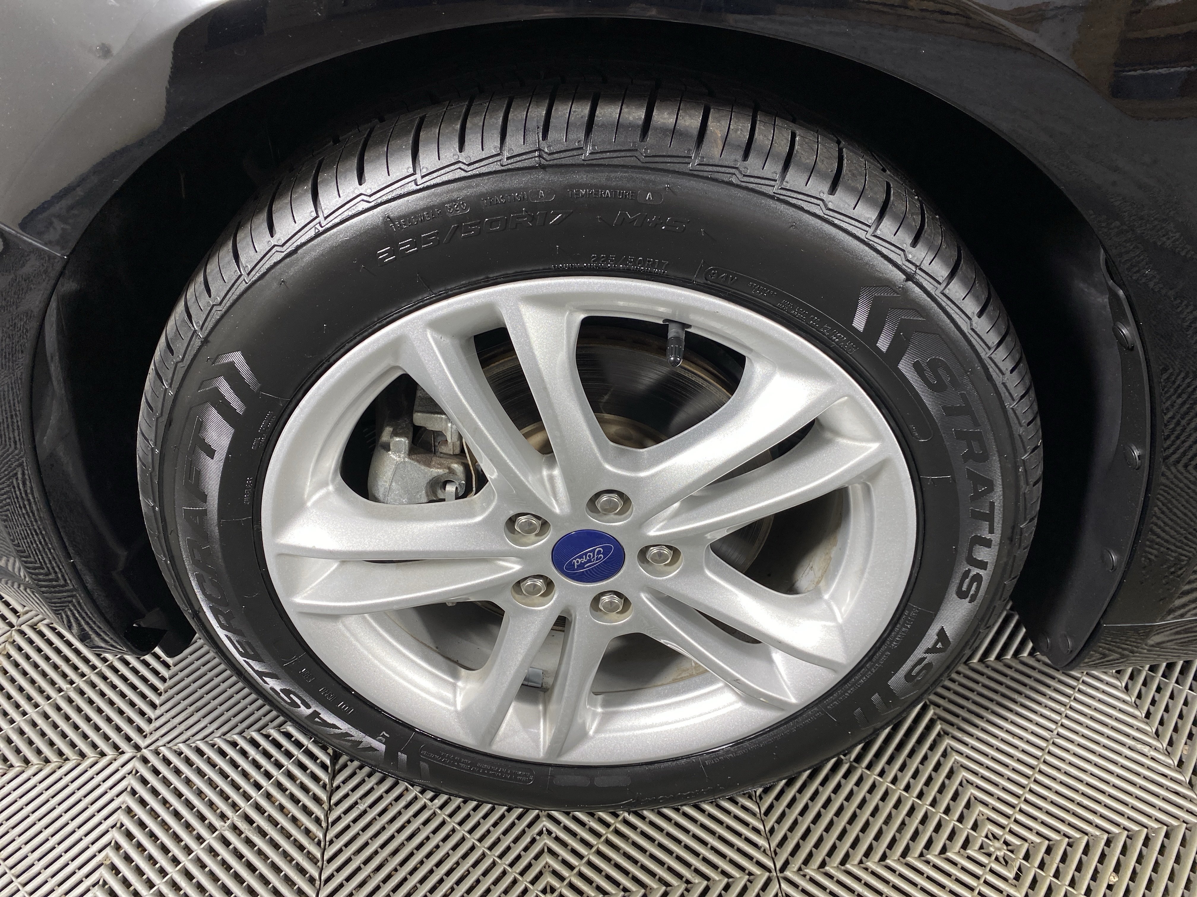 Used 2018 Ford Fusion S FWD image 11
