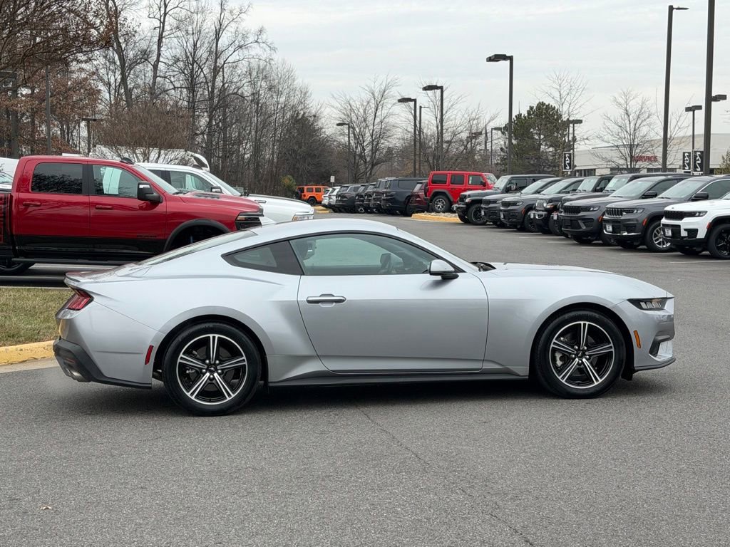 Used 2024 Ford Mustang Premium image 6
