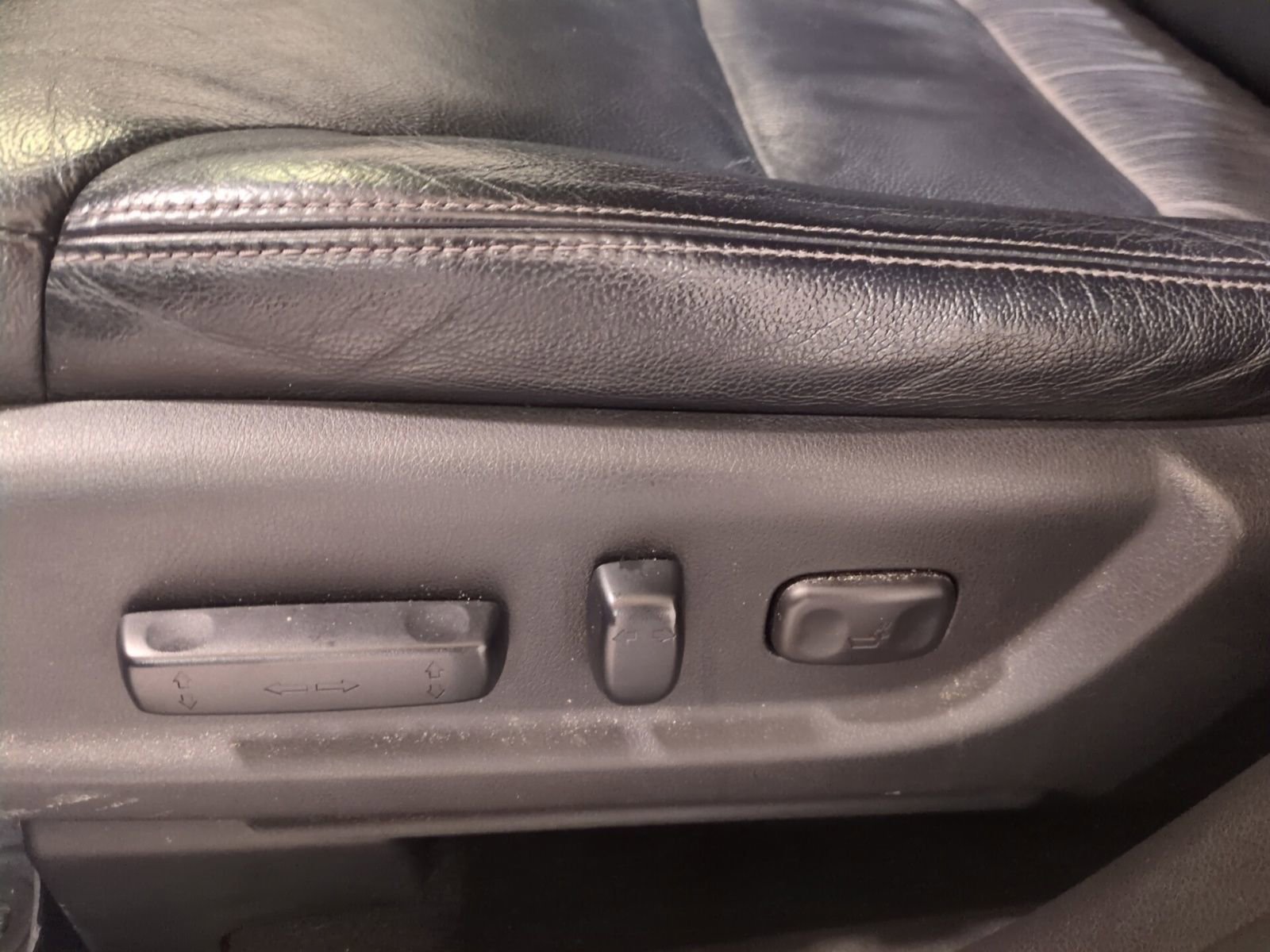 Used 2012 Honda CR-V EX-L image 16