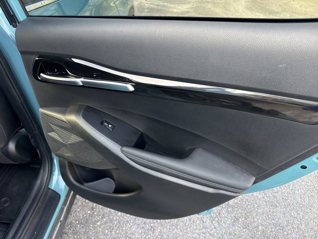 Used 2024 Kia Seltos S image 34