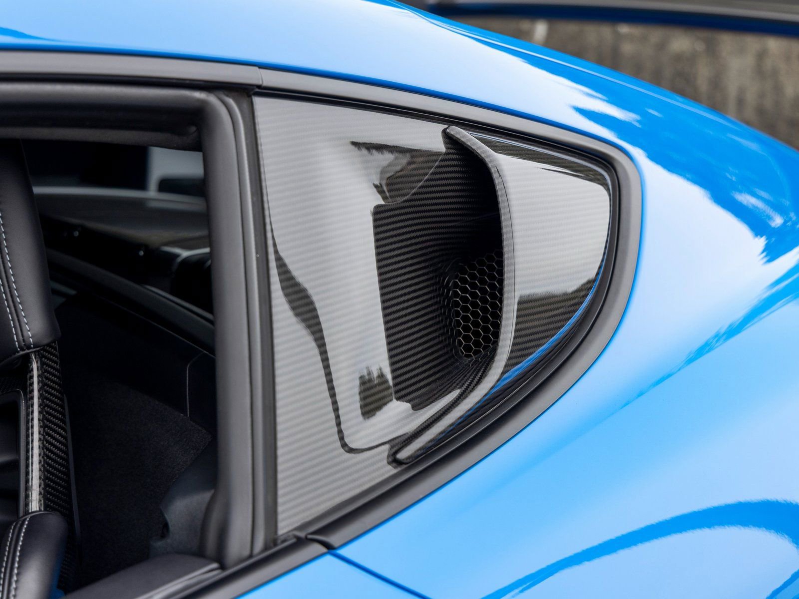 Certified 2023 Porsche 718 Cayman GT4 RS image 22