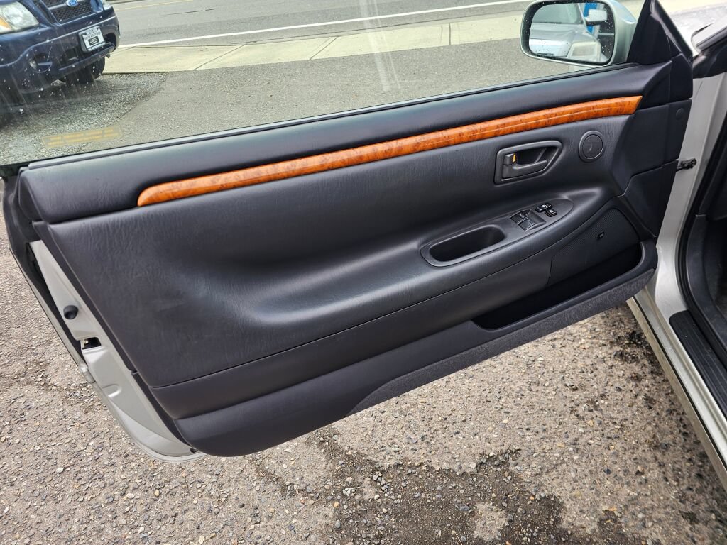 Used 2002 Toyota Solara SE FWD image 23