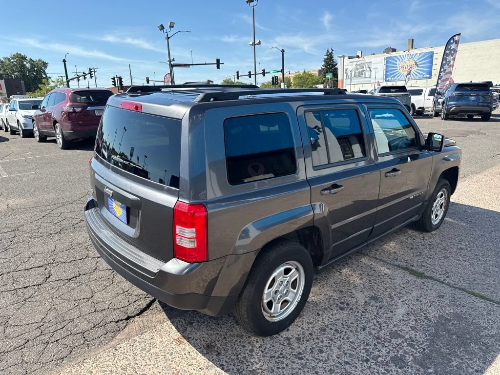 Used 2014 Jeep Patriot Sport w/ Power Value Group AWD/4WD image 11