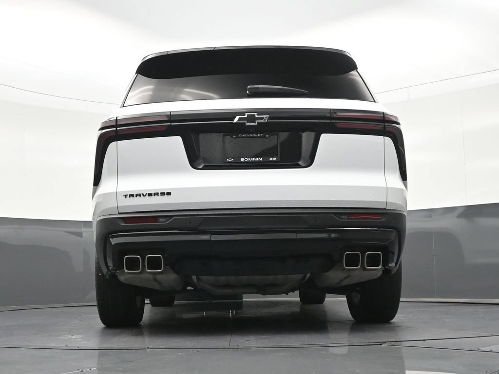 Used 2025 Chevrolet Traverse LT w/ Midnight/Sport Edition FWD image 27