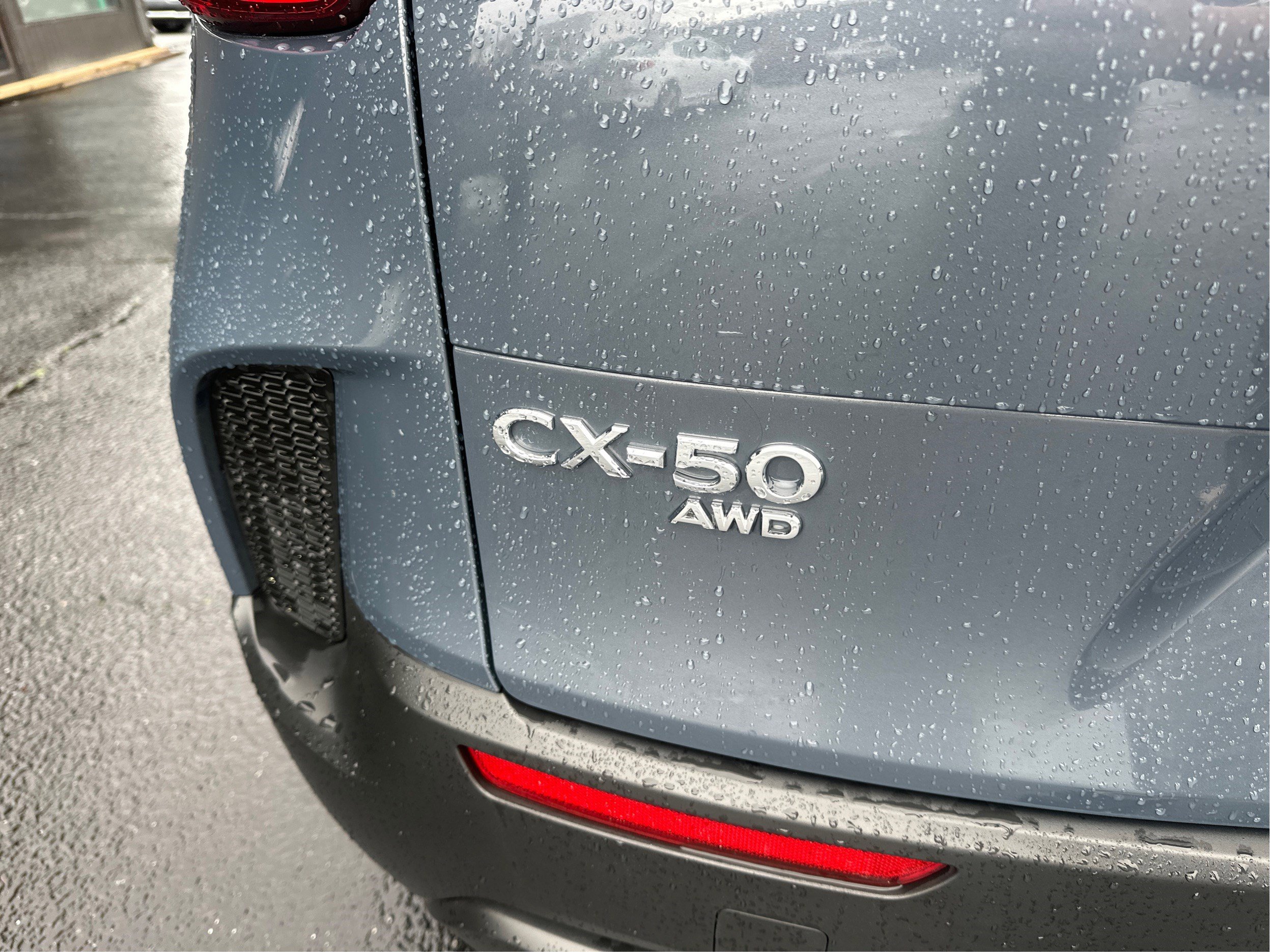 Certified 2025 MAZDA CX-50 2.5 Hybrid w/ Weather Package image 28