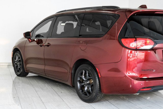 Used 2019 Chrysler Pacifica Touring-L w/ S Appearance Package FWD image 61