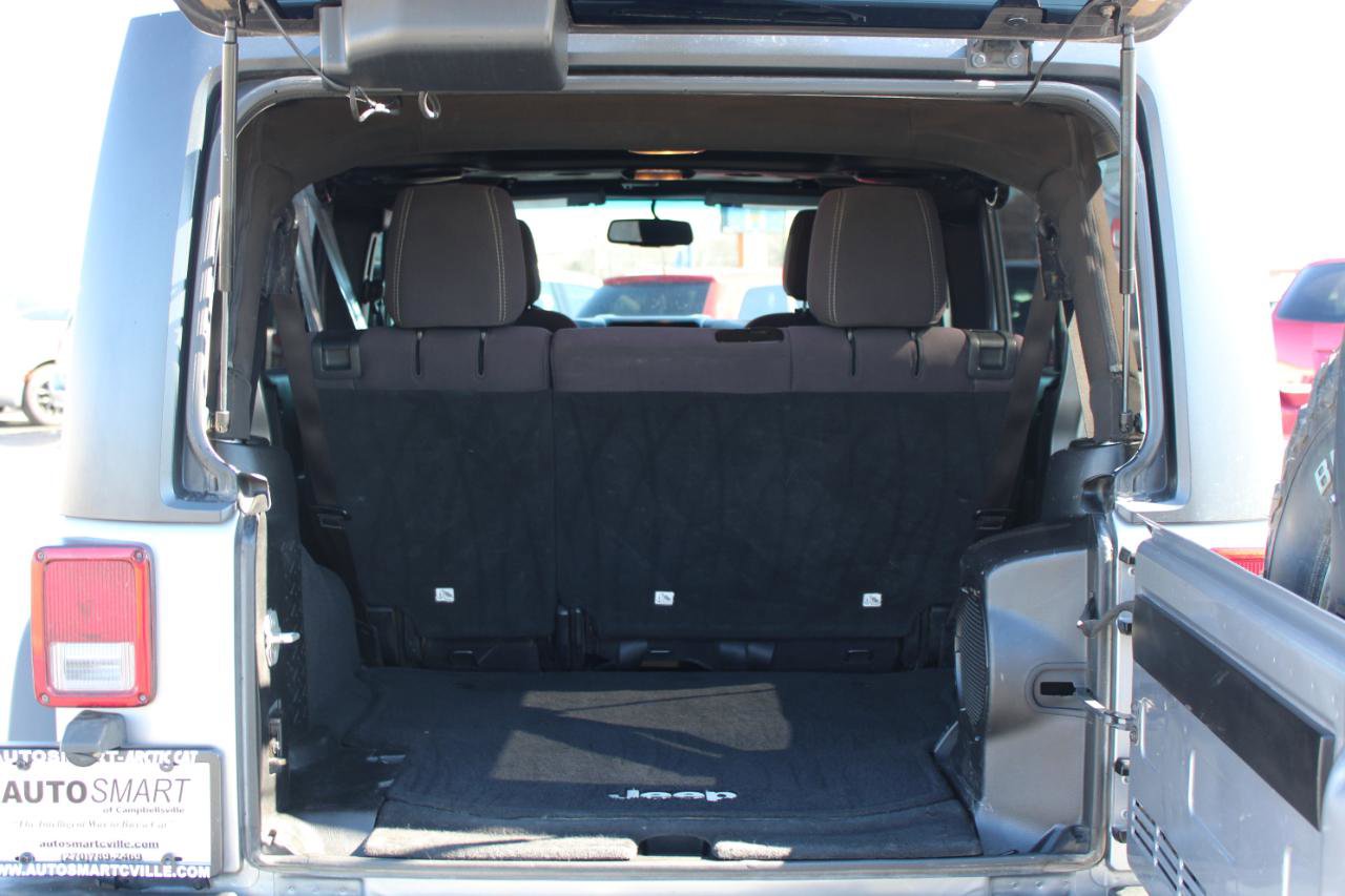 Used 2013 Jeep Wrangler Unlimited Rubicon w/ Dual Top Group image 11