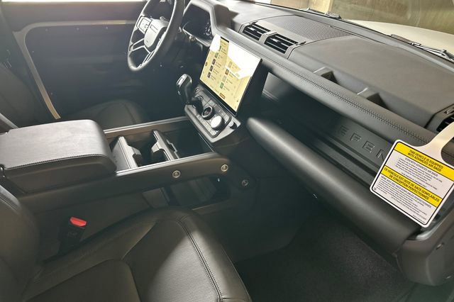 New 2026 Land Rover Defender 110 S AWD/4WD image 14