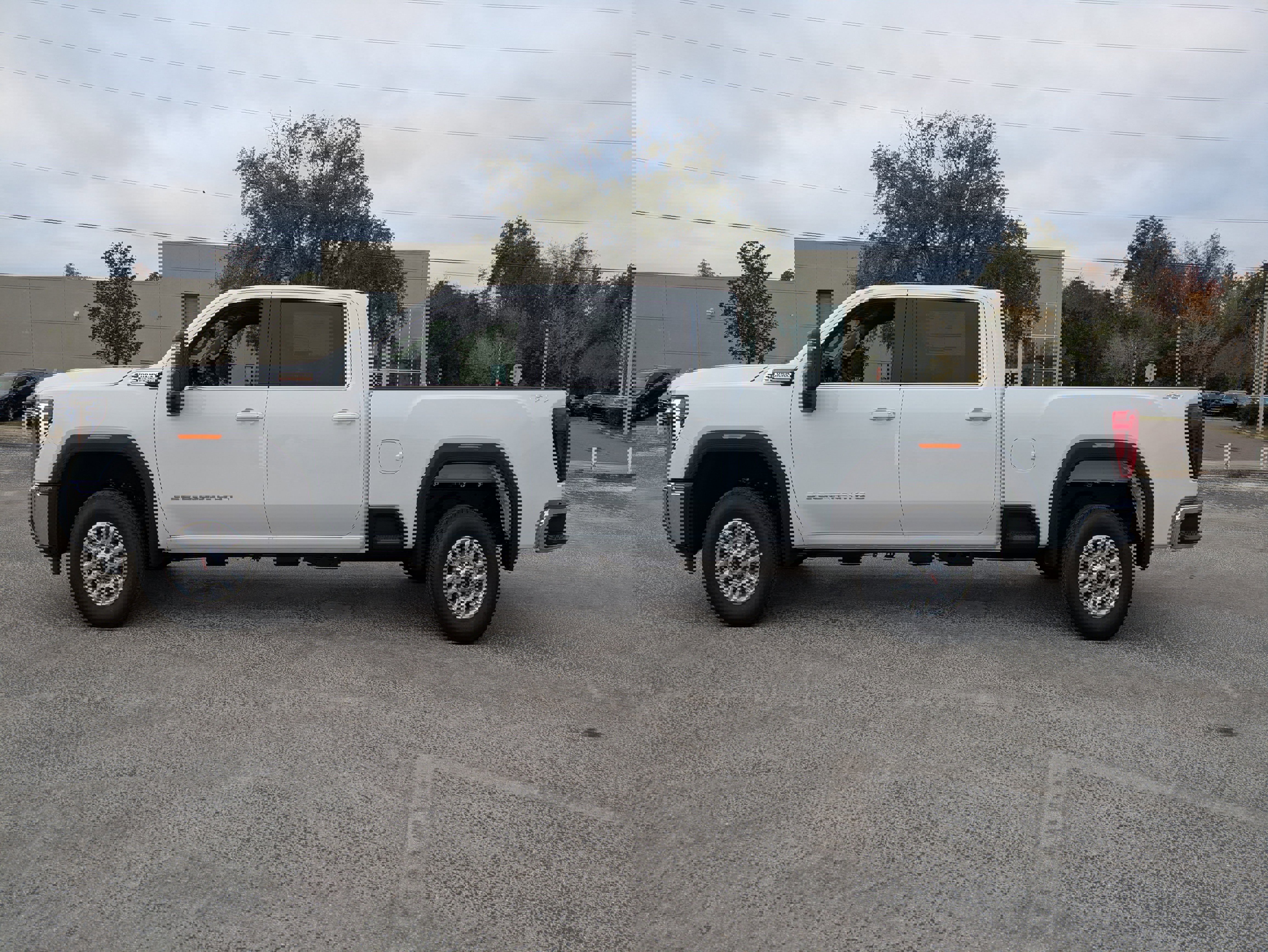 New 2026 GMC Sierra 2500 SLE image 4