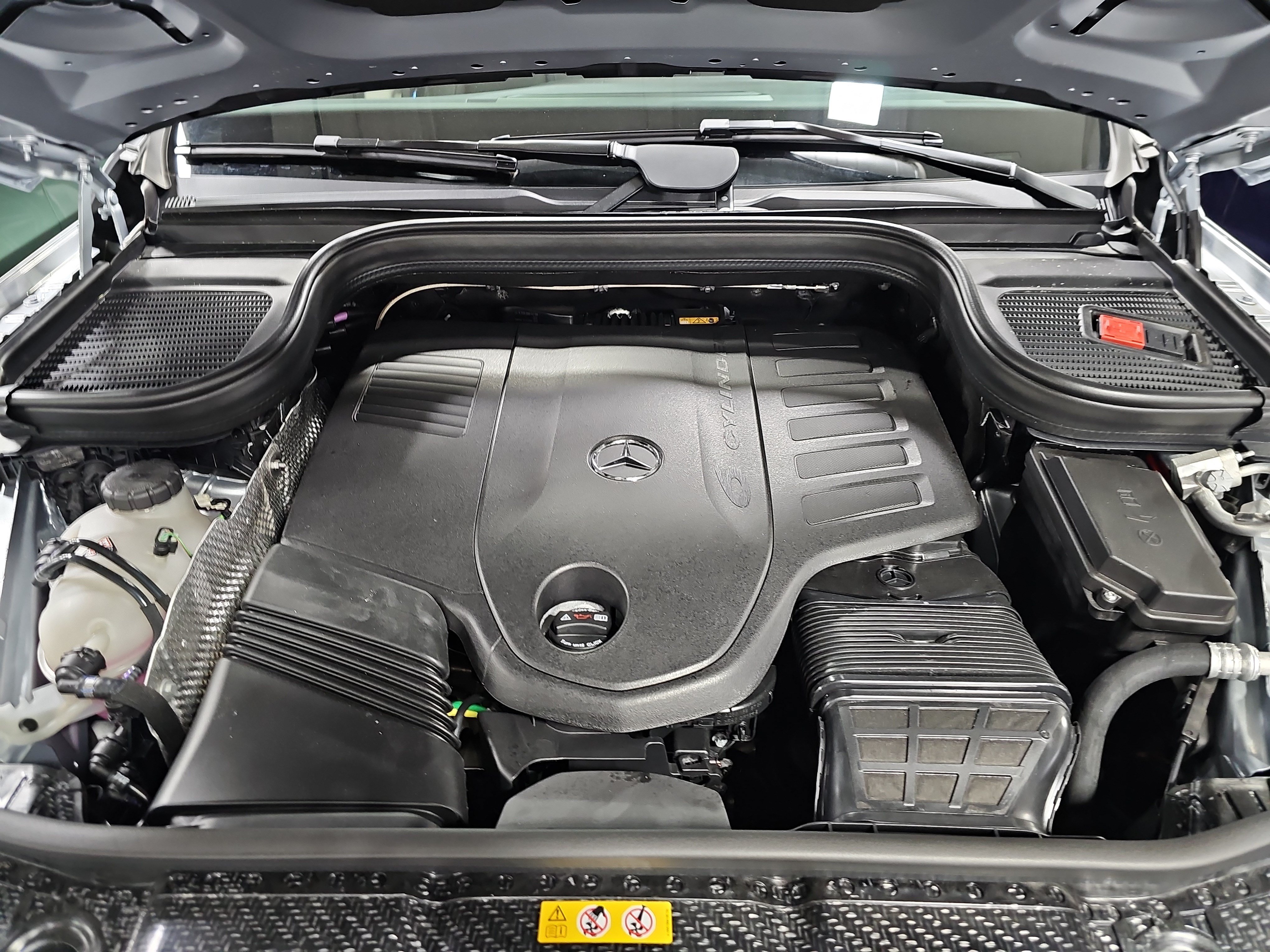 New 2026 Mercedes-Benz GLS 450 4MATIC image 33
