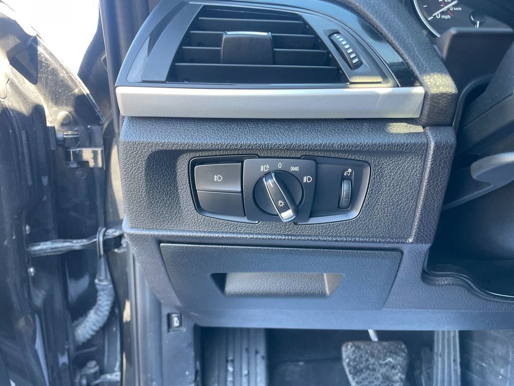 Used 2016 BMW 228i xDrive Coupe AWD/4WD image 14