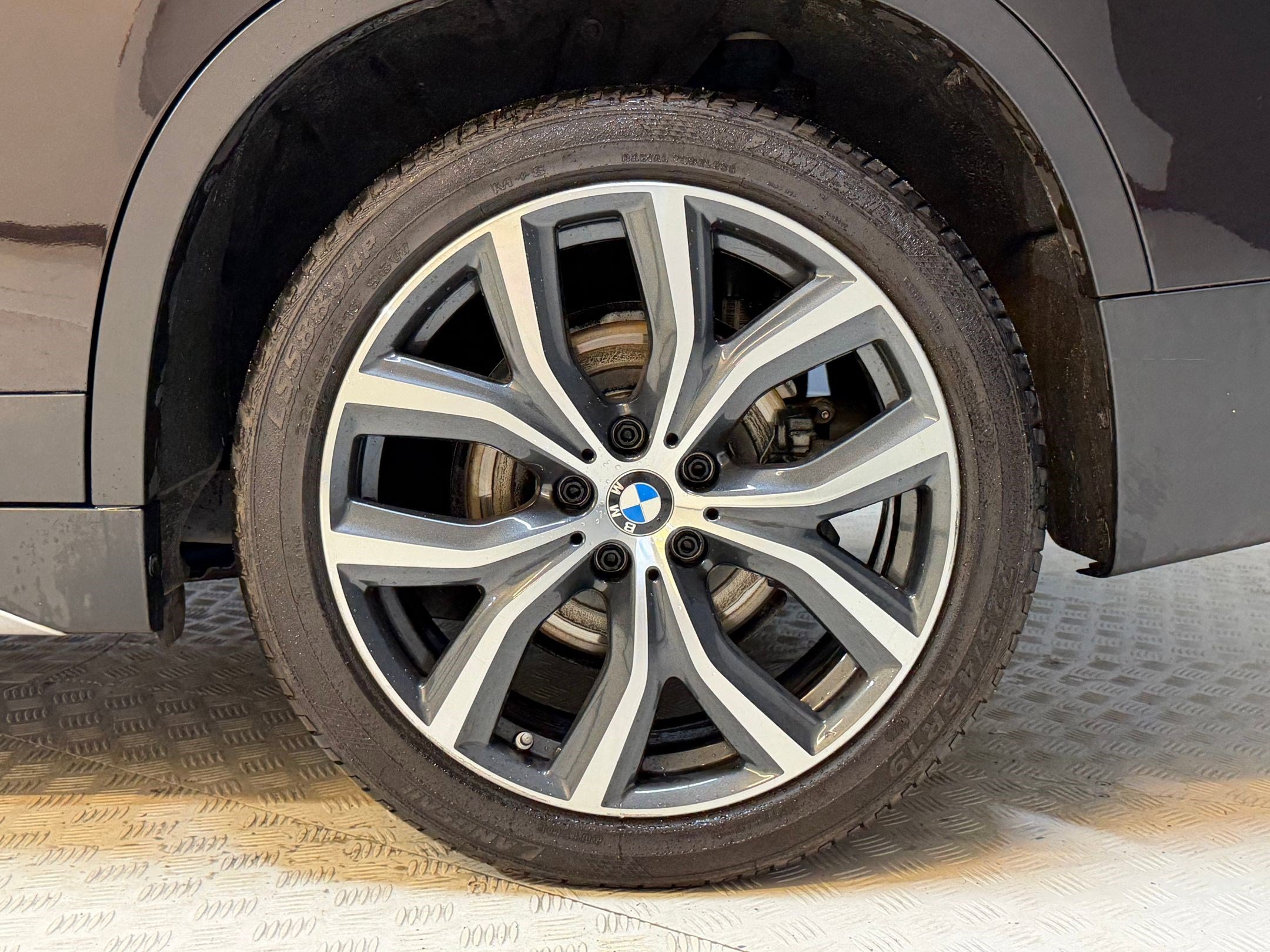 Used 2019 BMW X1 sDrive28i w/ Convenience Package image 12