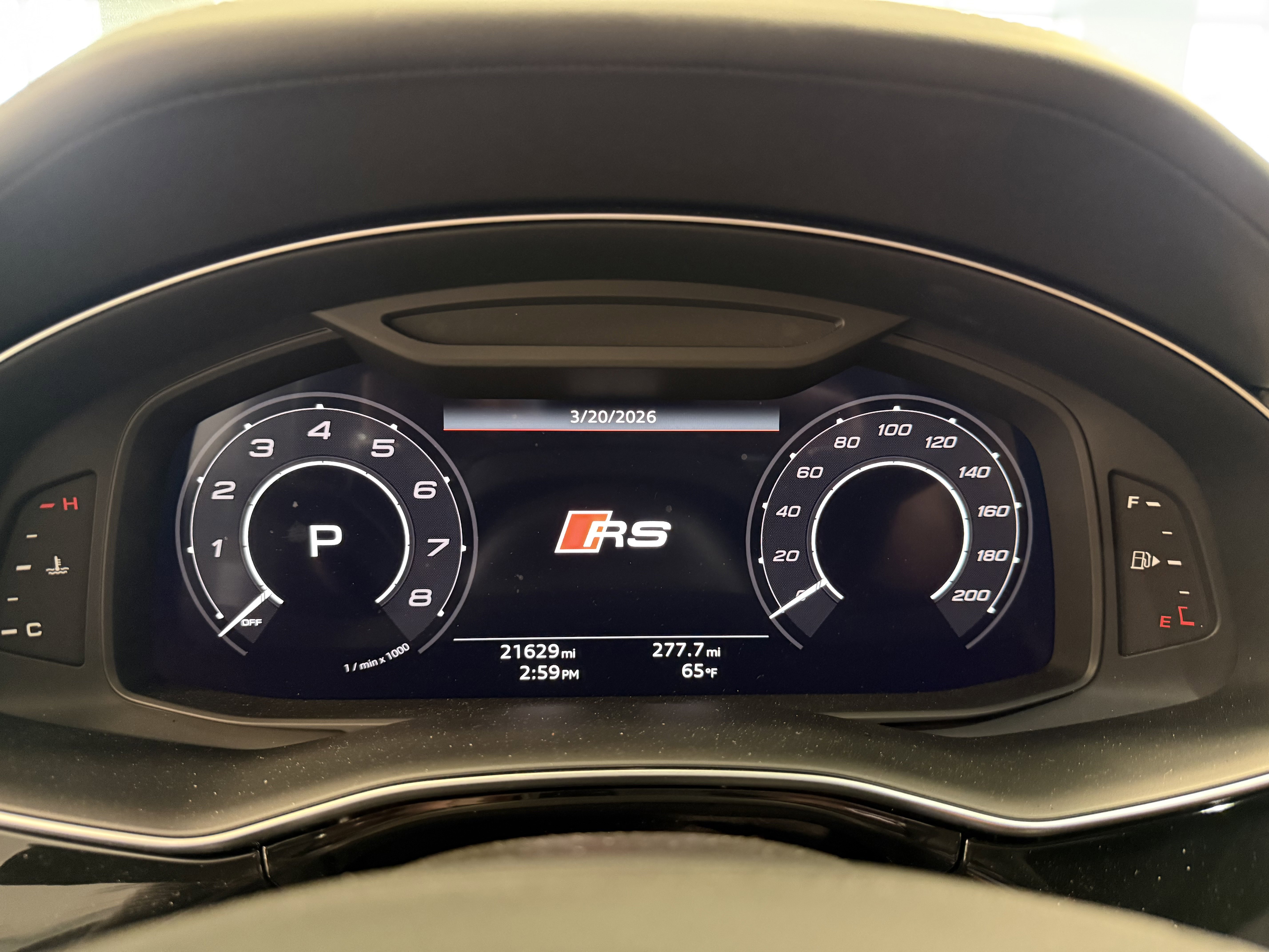 Used 2025 Audi RS Q8 performance AWD/4WD image 10
