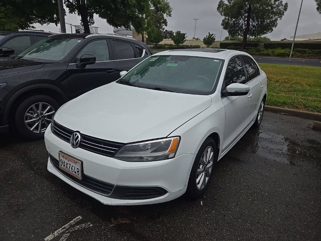 Used 2014 Volkswagen Jetta SE FWD image 1