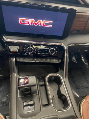 Used 2024 GMC Sierra 1500 Denali Ultimate AWD/4WD image 36
