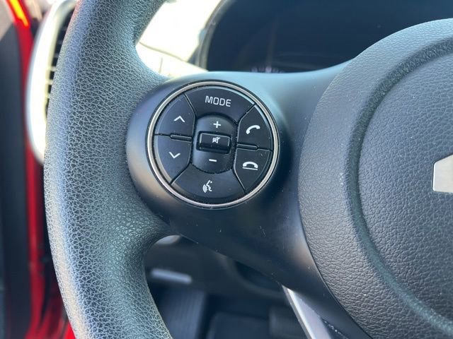 Certified 2022 Kia Soul LX image 15