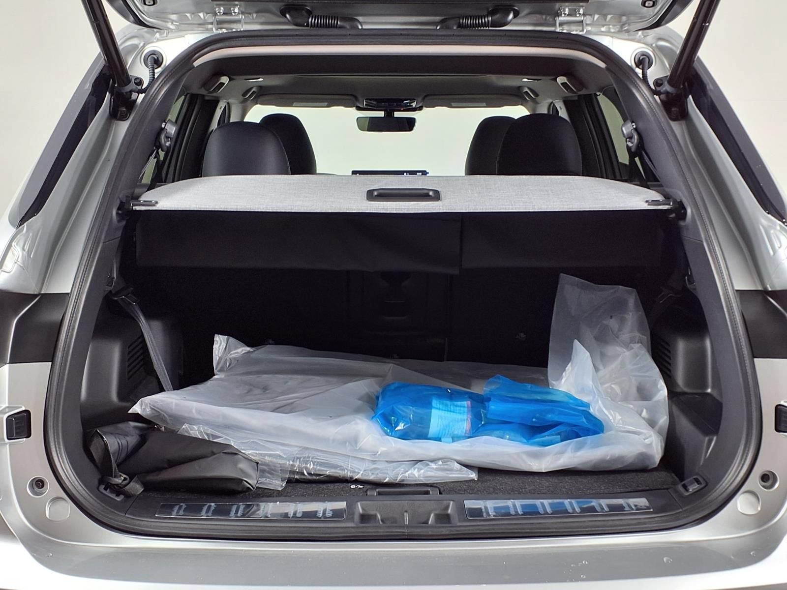 New 2026 Mitsubishi Outlander SEL AWD/4WD image 13