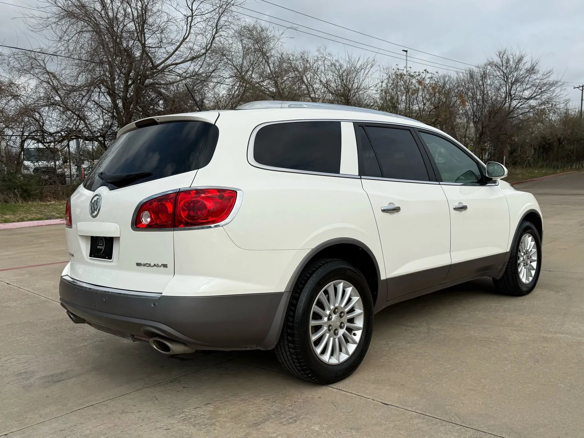 Used 2012 Buick Enclave Leather image 6