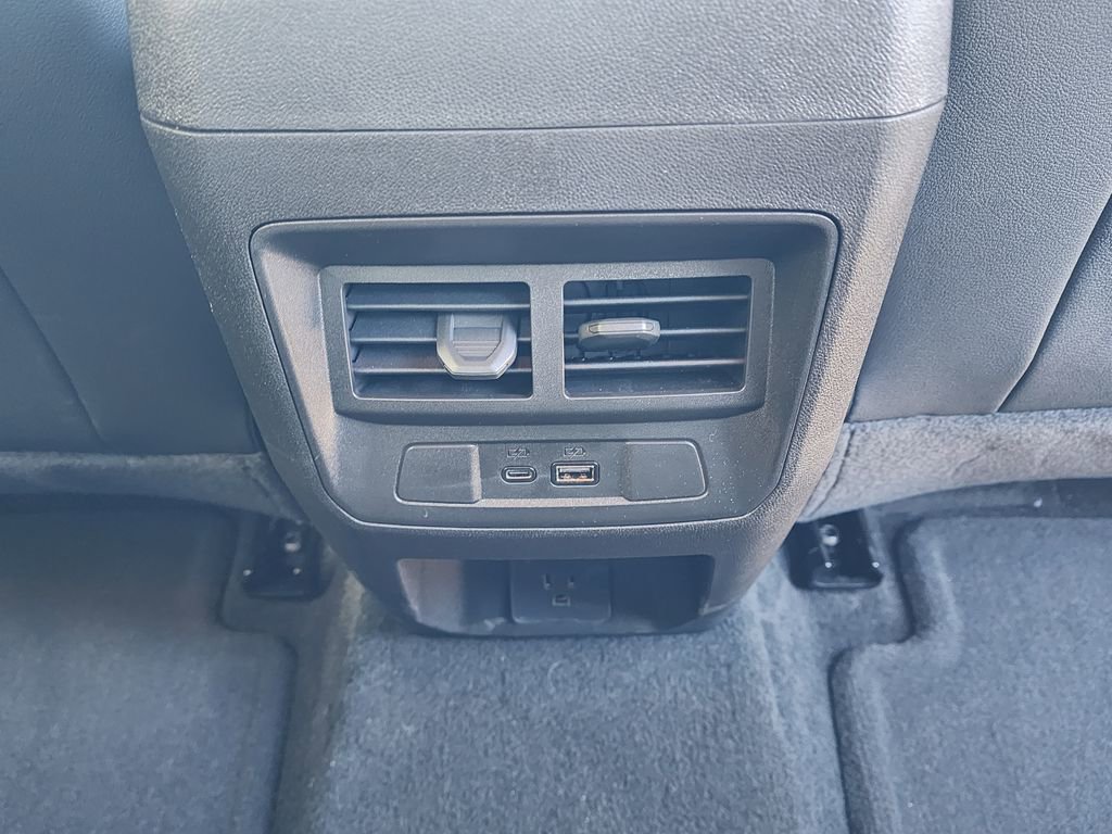 New 2026 GMC Canyon Elevation w/ Convenience Package image 47