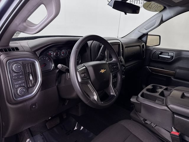 Used 2021 Chevrolet Silverado 1500 LT w/ Bed Protection Package AWD/4WD image 10