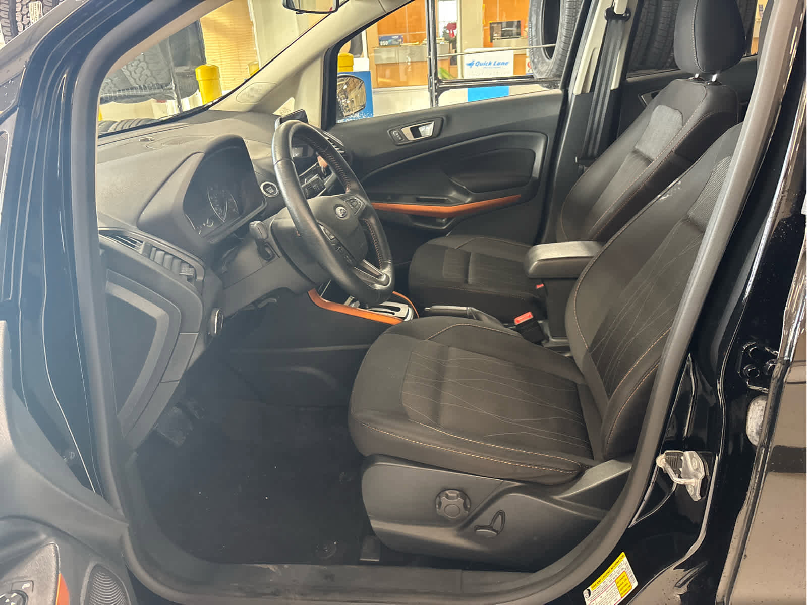 Used 2022 Ford EcoSport SE w/ SE Convenience Package AWD/4WD image 17