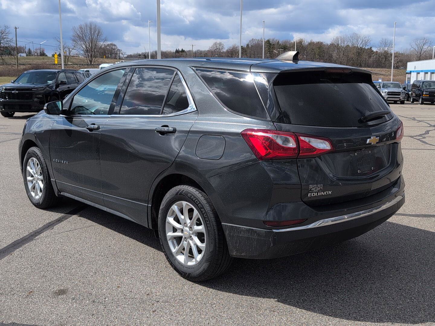 Used 2018 Chevrolet Equinox LT FWD image 3