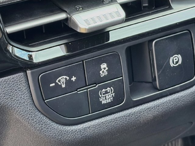 New 2027 Kia Sportage S FWD image 10