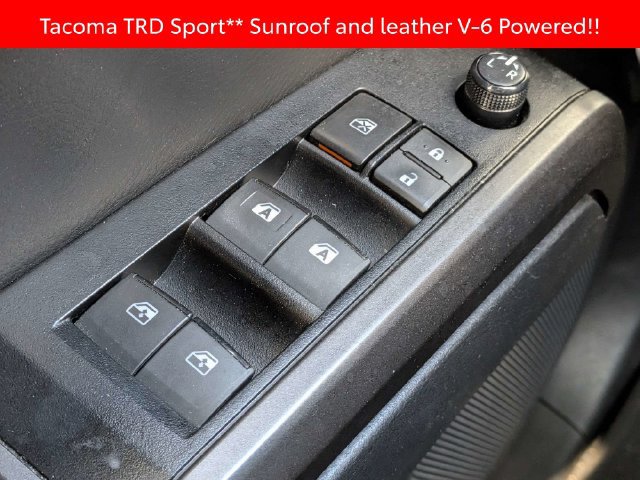 Used 2022 Toyota Tacoma TRD Sport w/ TRD Premium Sport Package RWD image 32