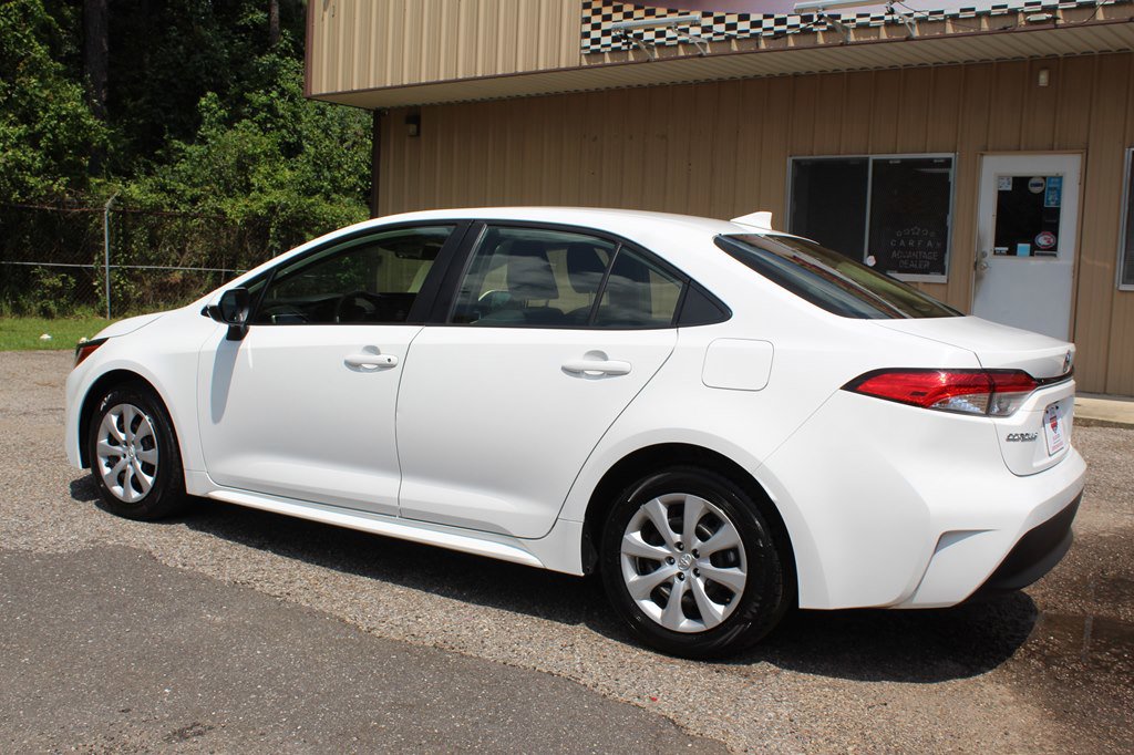 Used 2023 Toyota Corolla LE image 15