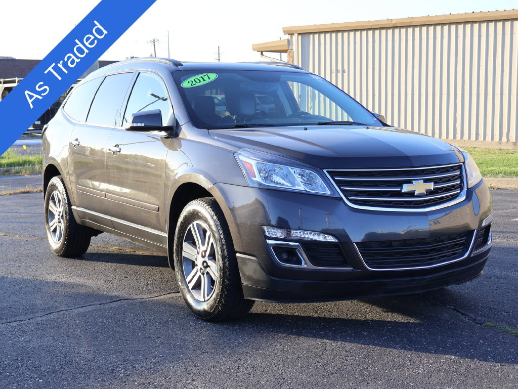 Used 2017 Chevrolet Traverse LT FWD image 1