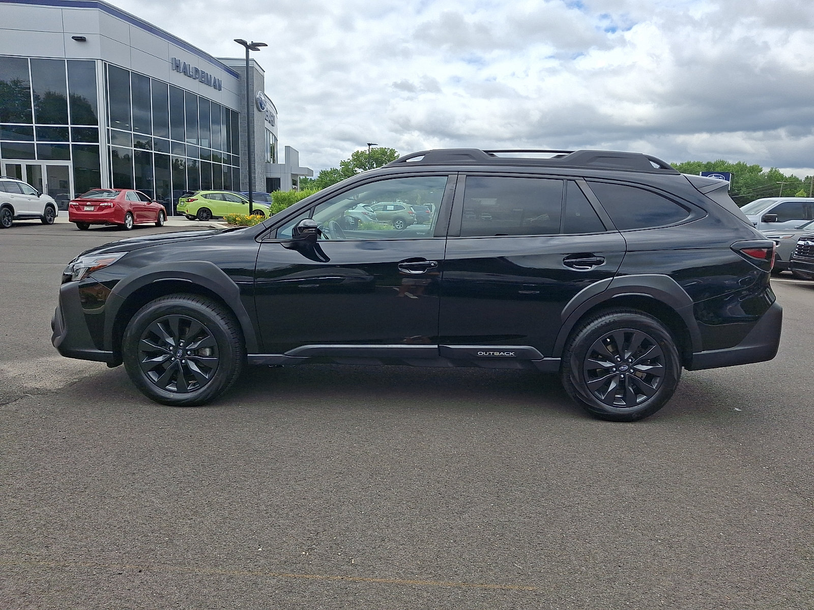 Certified 2023 Subaru Outback Onyx Edition AWD/4WD image 4