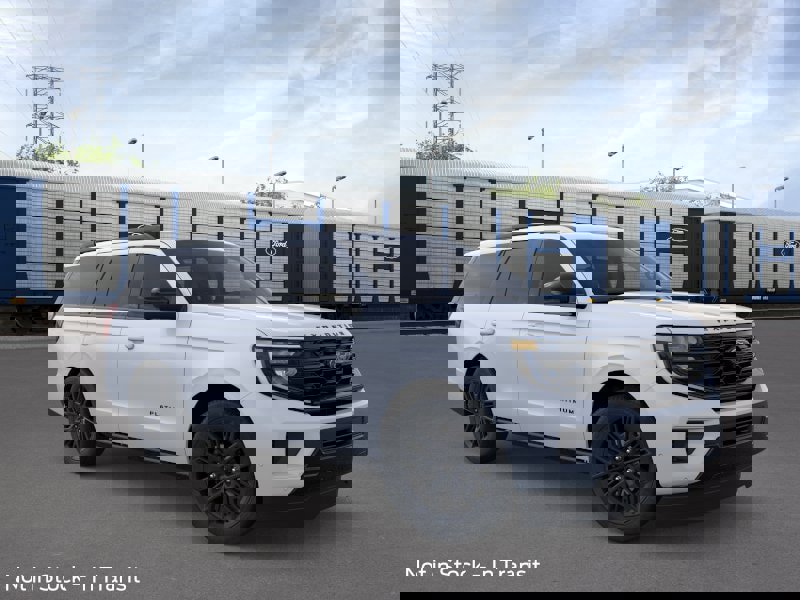 New 2026 Ford Expedition Platinum image 7