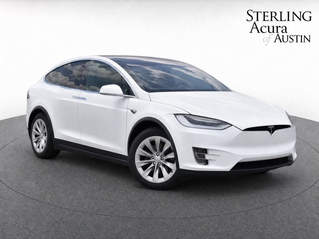 Used 2017 Tesla Model X 75D AWD/4WD image 2