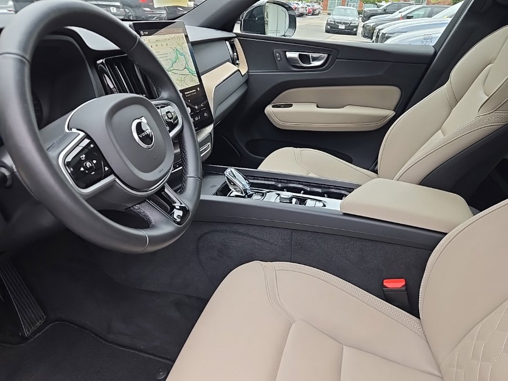 Certified 2026 Volvo XC60 B5 Plus AWD/4WD image 18