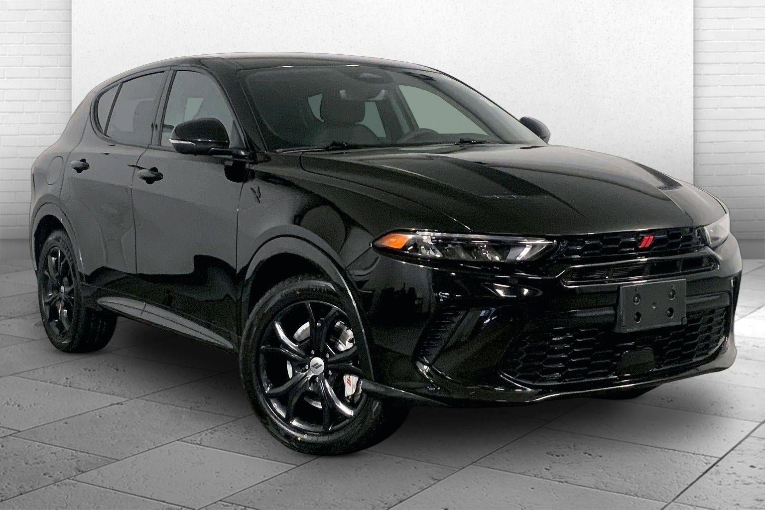 Used 2024 Dodge Hornet R/T w/ R/T Blacktop Package AWD/4WD image 1
