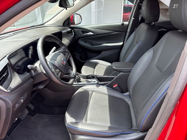 Used 2026 Buick Encore GX Sport Touring w/ Comfort Package FWD image 11