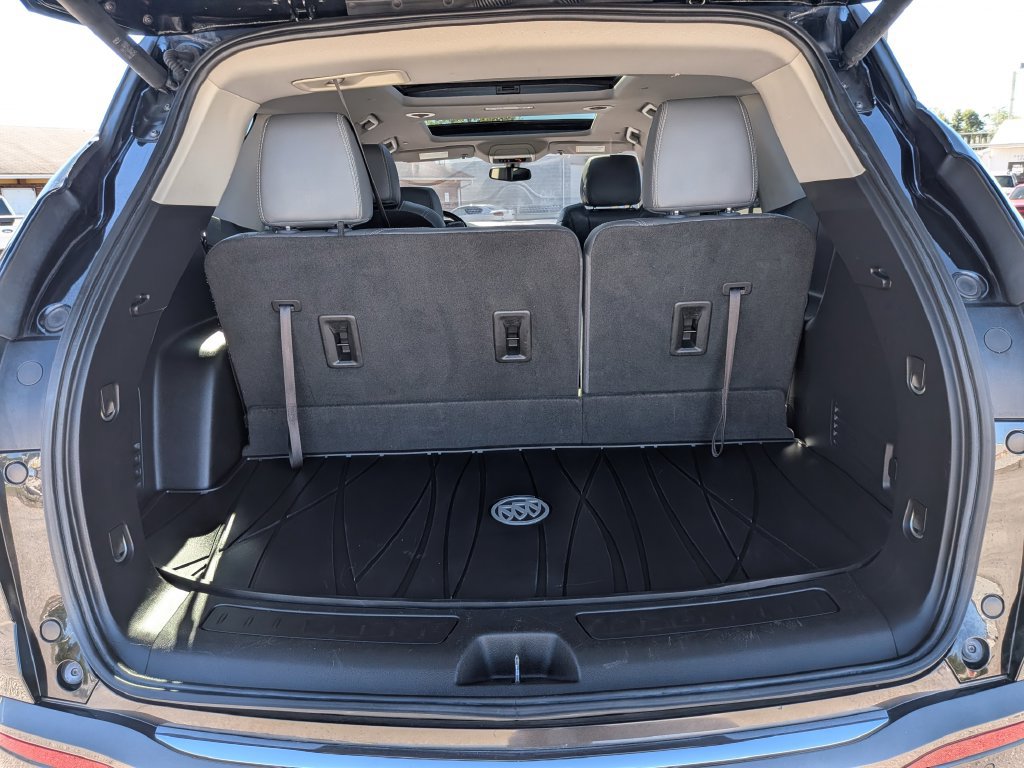 Used 2020 Buick Enclave Essence FWD image 36