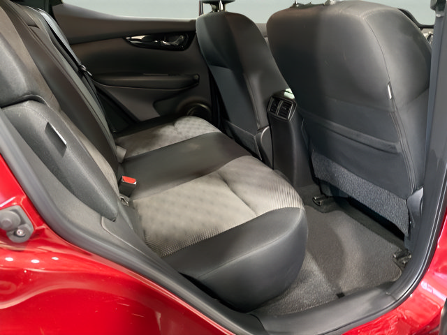 Used 2021 Nissan Rogue Sport SV FWD image 32