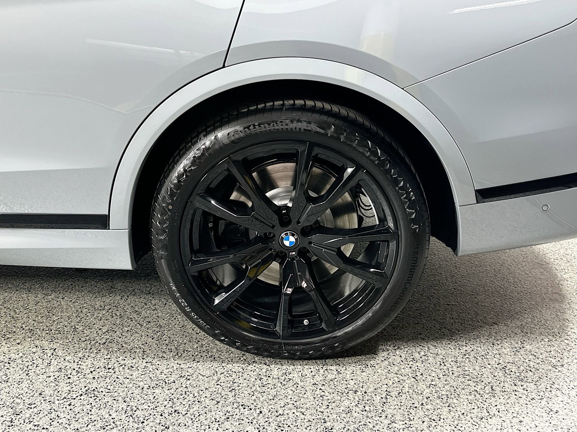 New 2026 BMW X7 M60i image 33