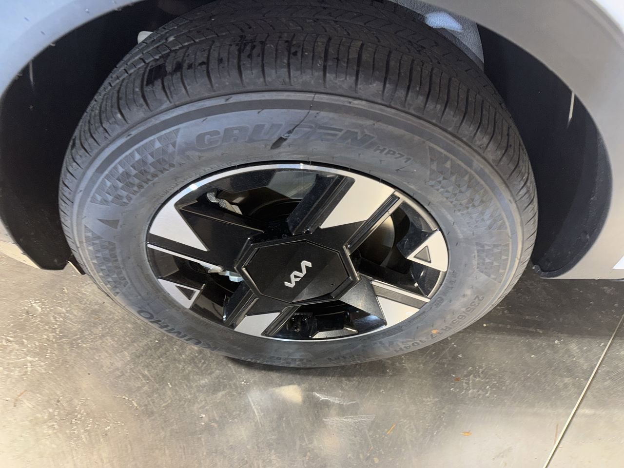 New 2026 Kia Sportage LX image 10