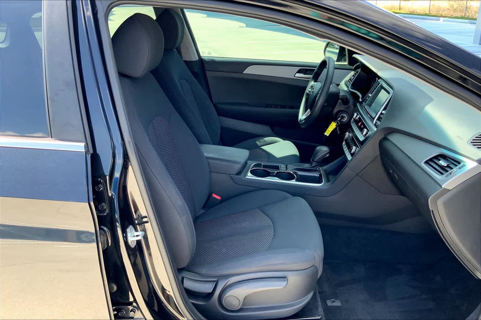 Used 2019 Hyundai Sonata SE FWD image 9