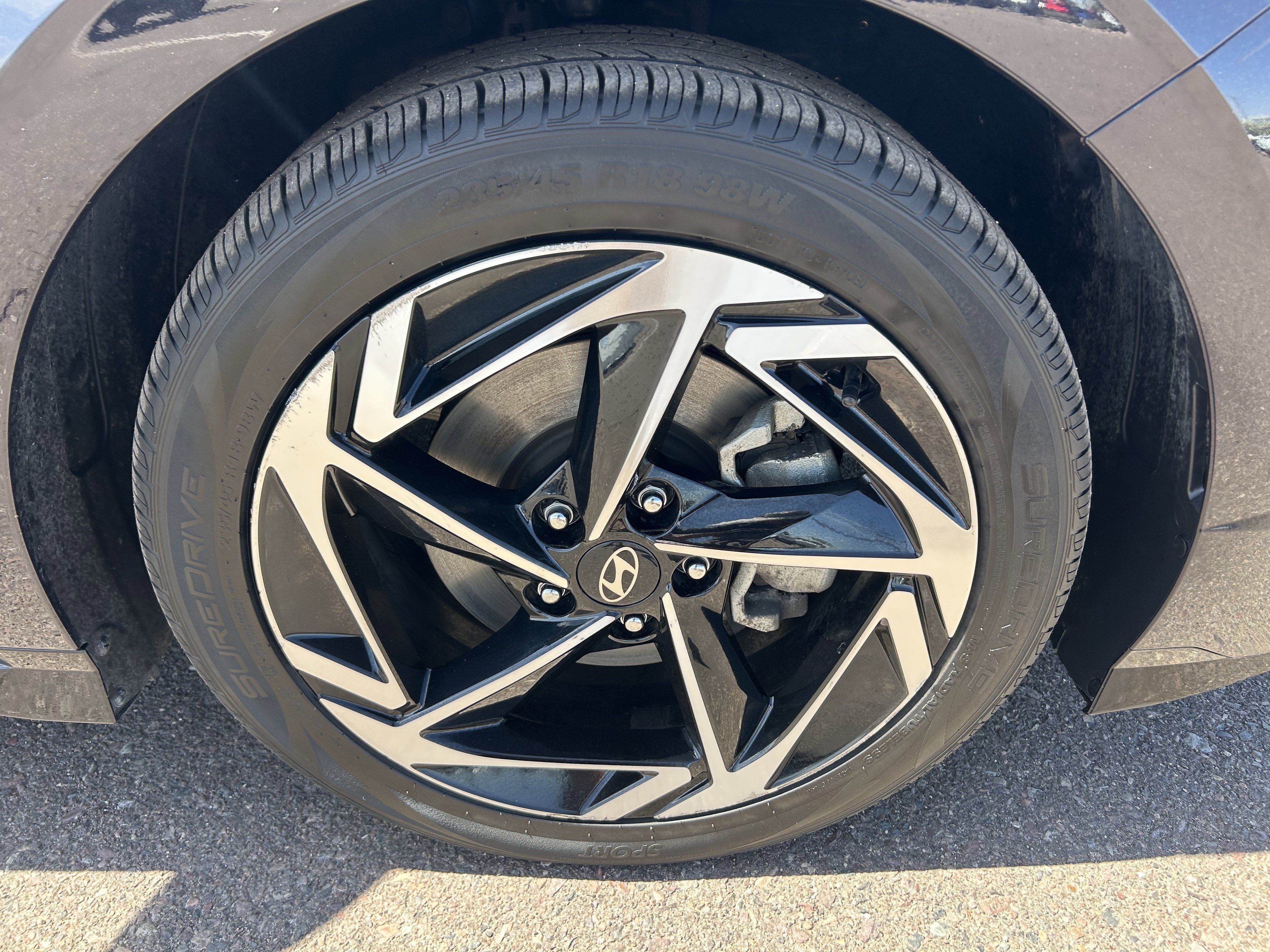 Certified 2024 Hyundai Sonata SEL w/ Convenience Package FWD image 9