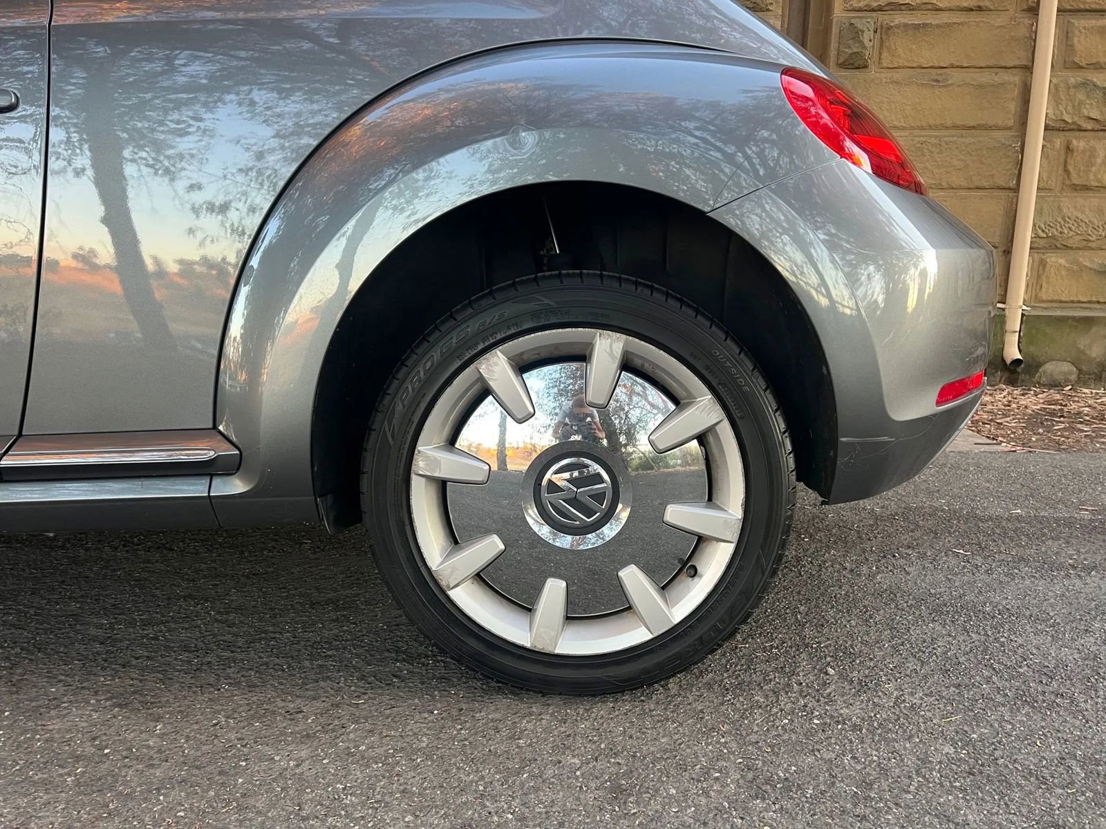 Used 2012 Volkswagen Beetle 2.5 image 30