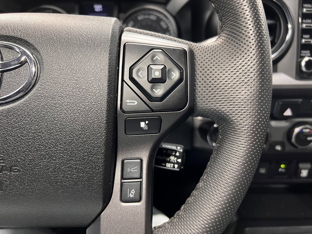 Used 2022 Toyota Tacoma TRD Pro image 19