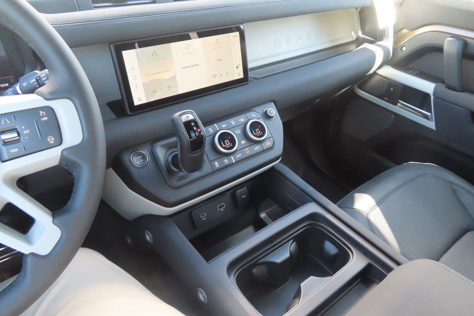 Certified 2023 Land Rover Defender 90 S AWD/4WD image 18