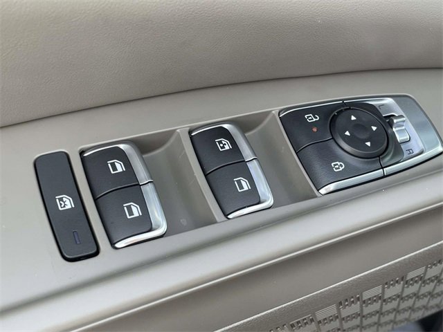 New 2026 Kia Carnival LX image 24