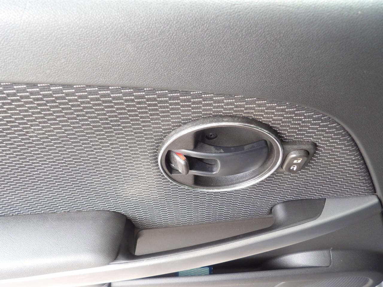 Used 2006 Pontiac Torrent 2WD image 18