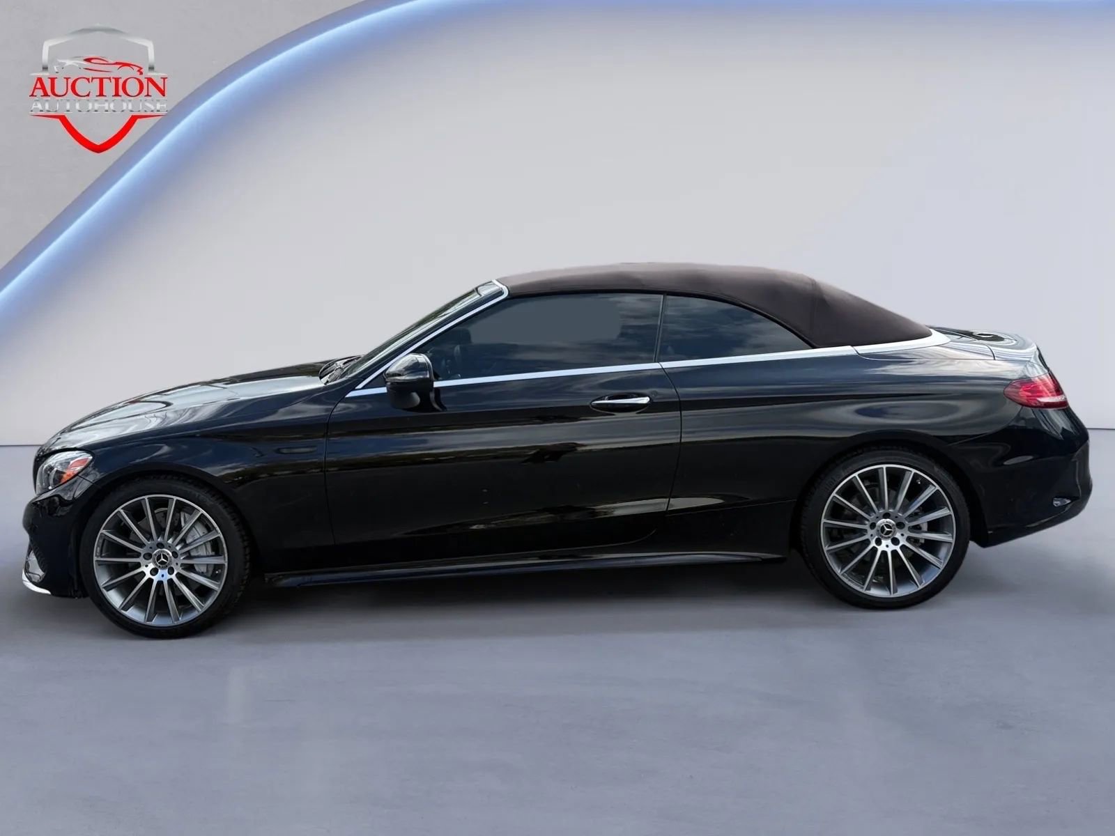 Used 2018 Mercedes-Benz C 300 Cabriolet image 3