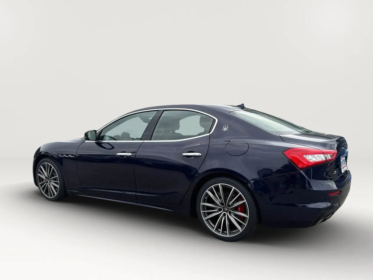 Used 2020 Maserati Ghibli S image 8