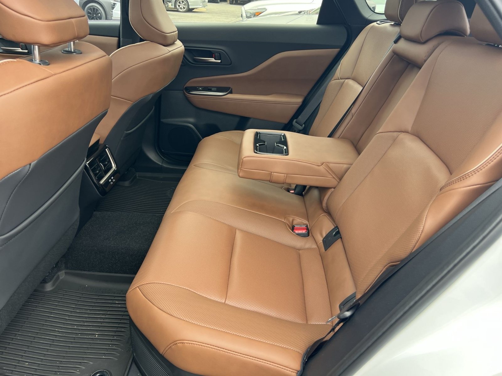 Used 2026 Toyota Crown Signia w/ Advanced Technology Package AWD/4WD image 25